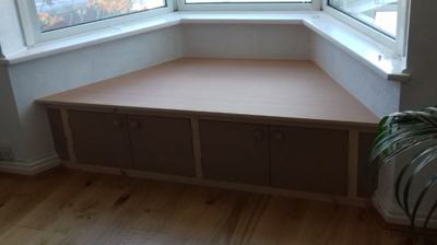 Bench cupboard with storage