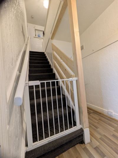 Stair banister and handrail