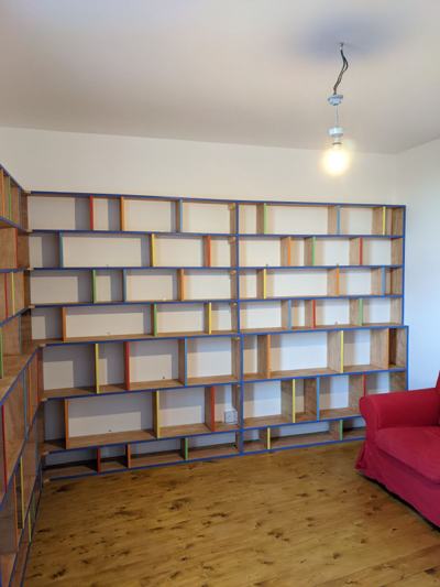 'Oz' shelves